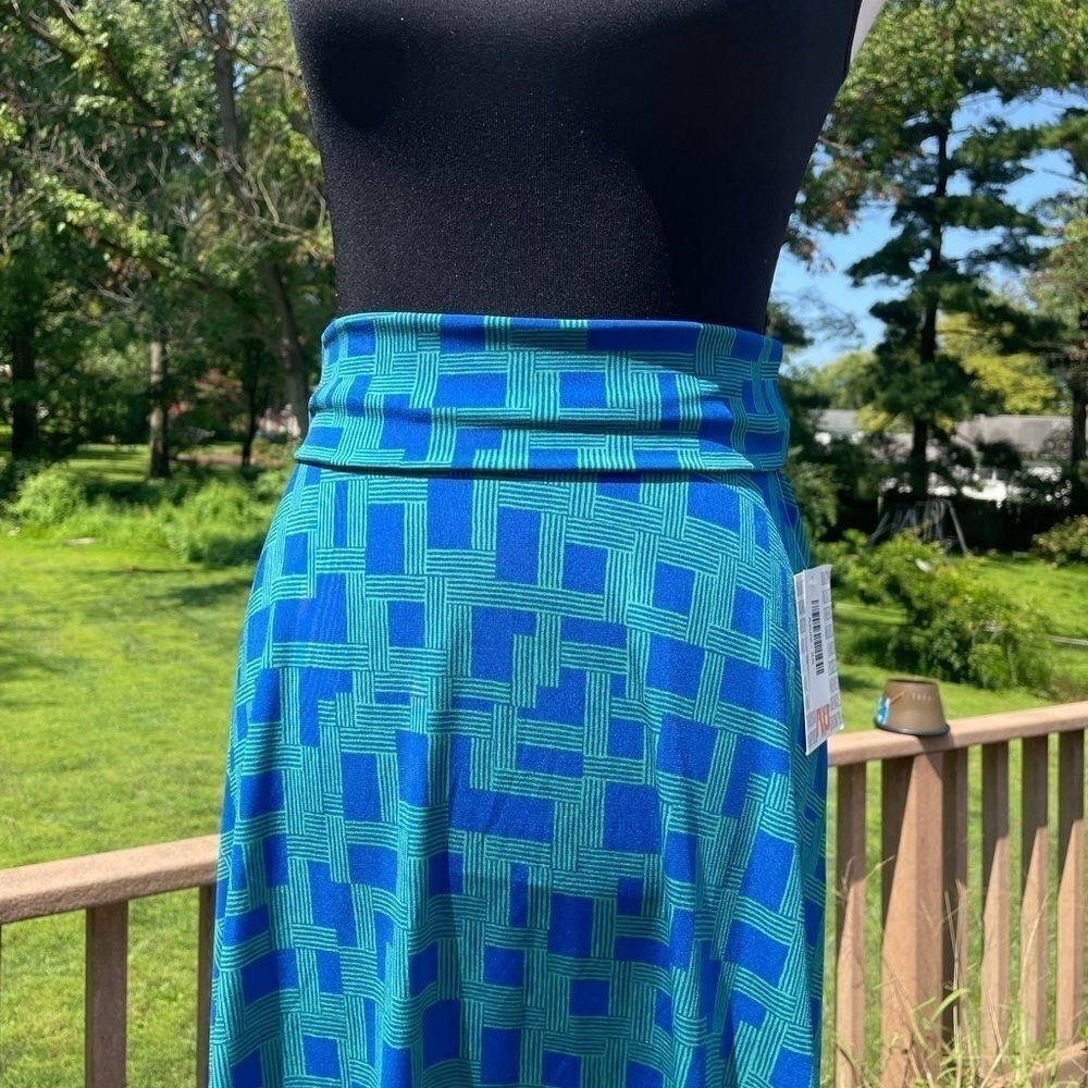 Azure - Lularoe - Picture 2 of 5